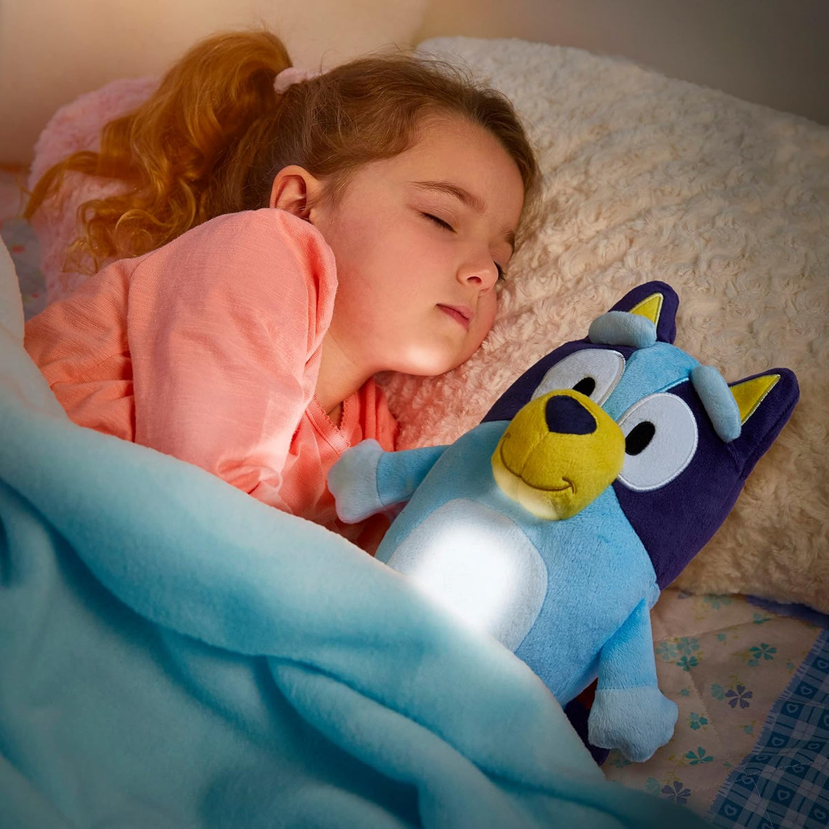 Bluey Pehmolelu Yövalo Ajastimella