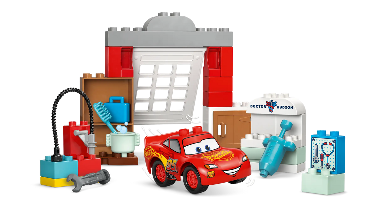 Lego Duplo 10456 McQueenin Vierailu Docin Tallilla