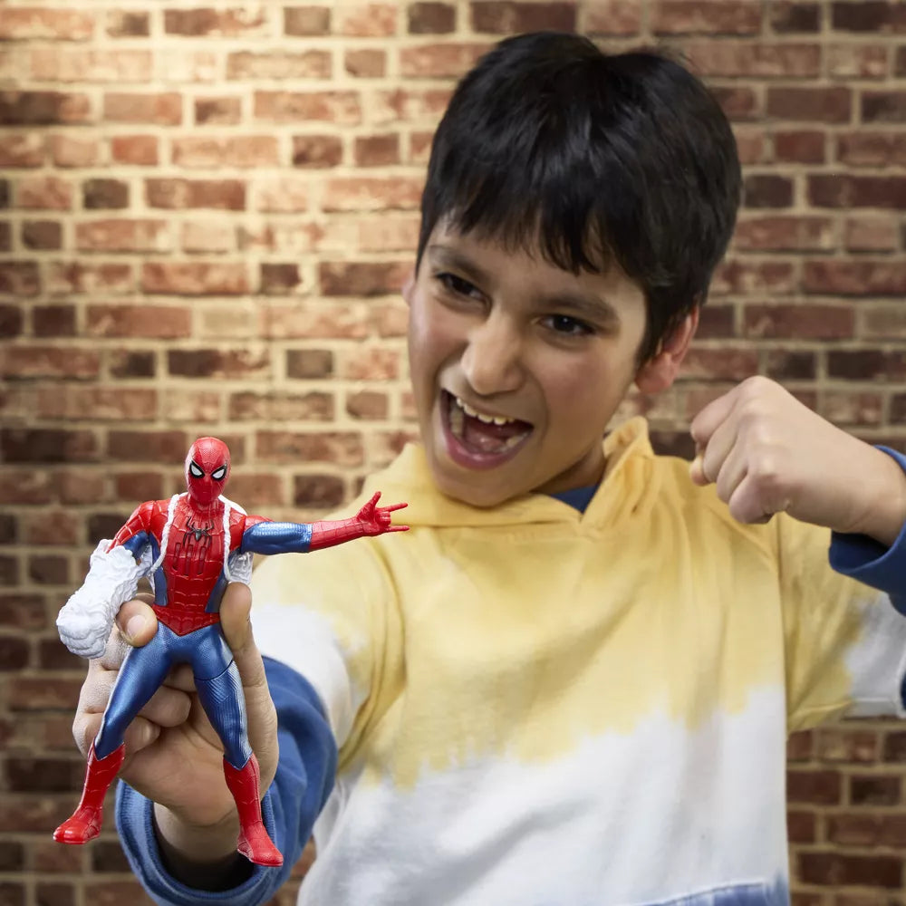 Spider-Man Figuuri Seittinyrkillä 15 cm Äänellä