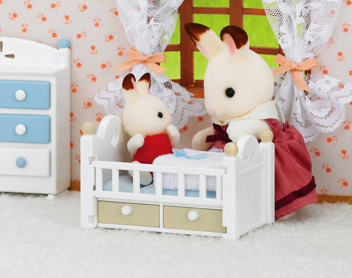 Sylvanian Families 5017 Suklaapupuvauva Leikkisetti