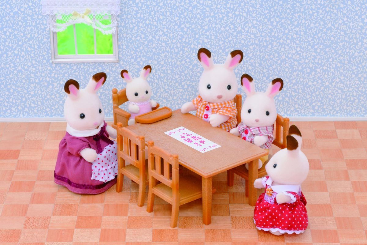 Sylvanian families Ruokapöytä