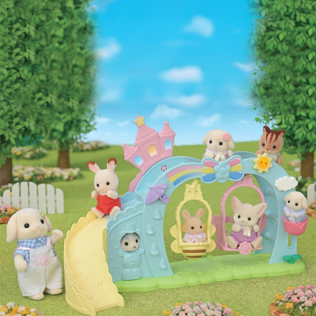 Sylvanian Families 5745 Leikkipaikka Liukumäellä ja Keinuilla