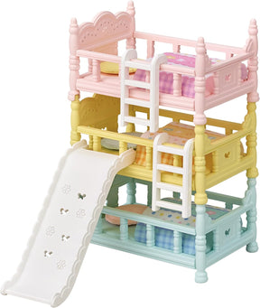 Sylvanian Families 5741 Kolmoiskerrossänky Liukumäellä