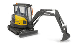 Bruder 02465 Volvo Kaivinkone 1:16