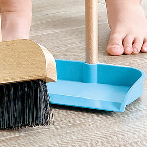 Hape Lasten Siivoustarvikkeet Telineessä 6 Osaa