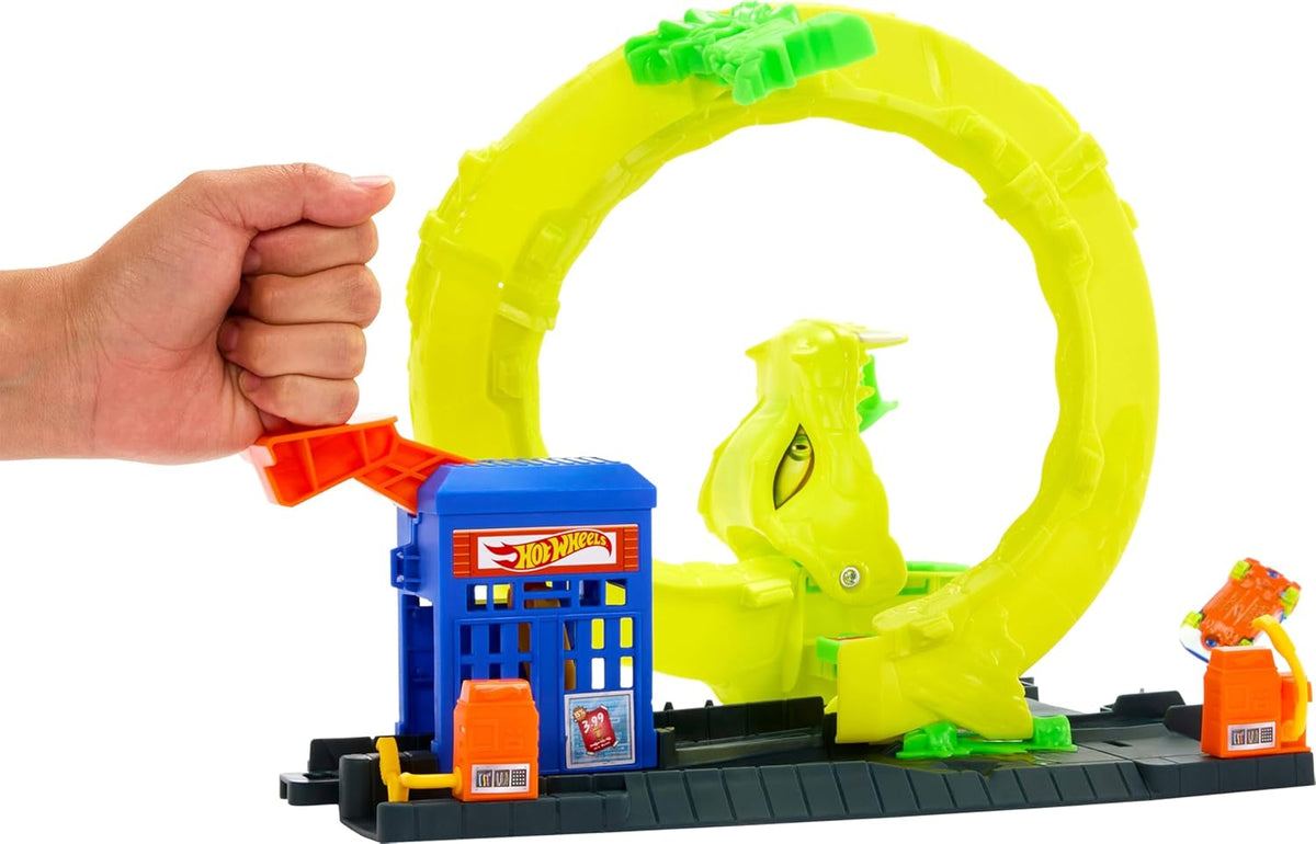 Hot Wheels Snake Spiral Attack Pikkuauto Leikkisetti