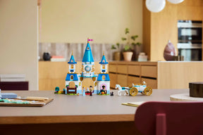 LEGO 43275 Tuhkimon Linna ja Hevosvaunut