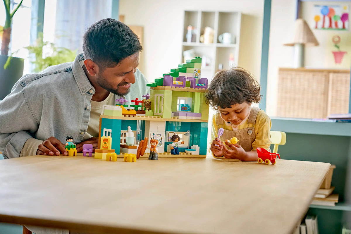 LEGO Duplo 10470 Nykyaikainen Omakotitalo ja Hahmot 3in1