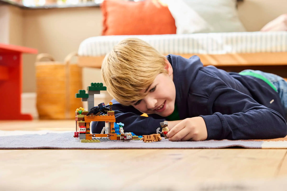 LEGO Minecraft 21269 Vyötiäisen Kaivos
