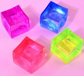 Squishy Maltose Cube Puristeltava Kuutio