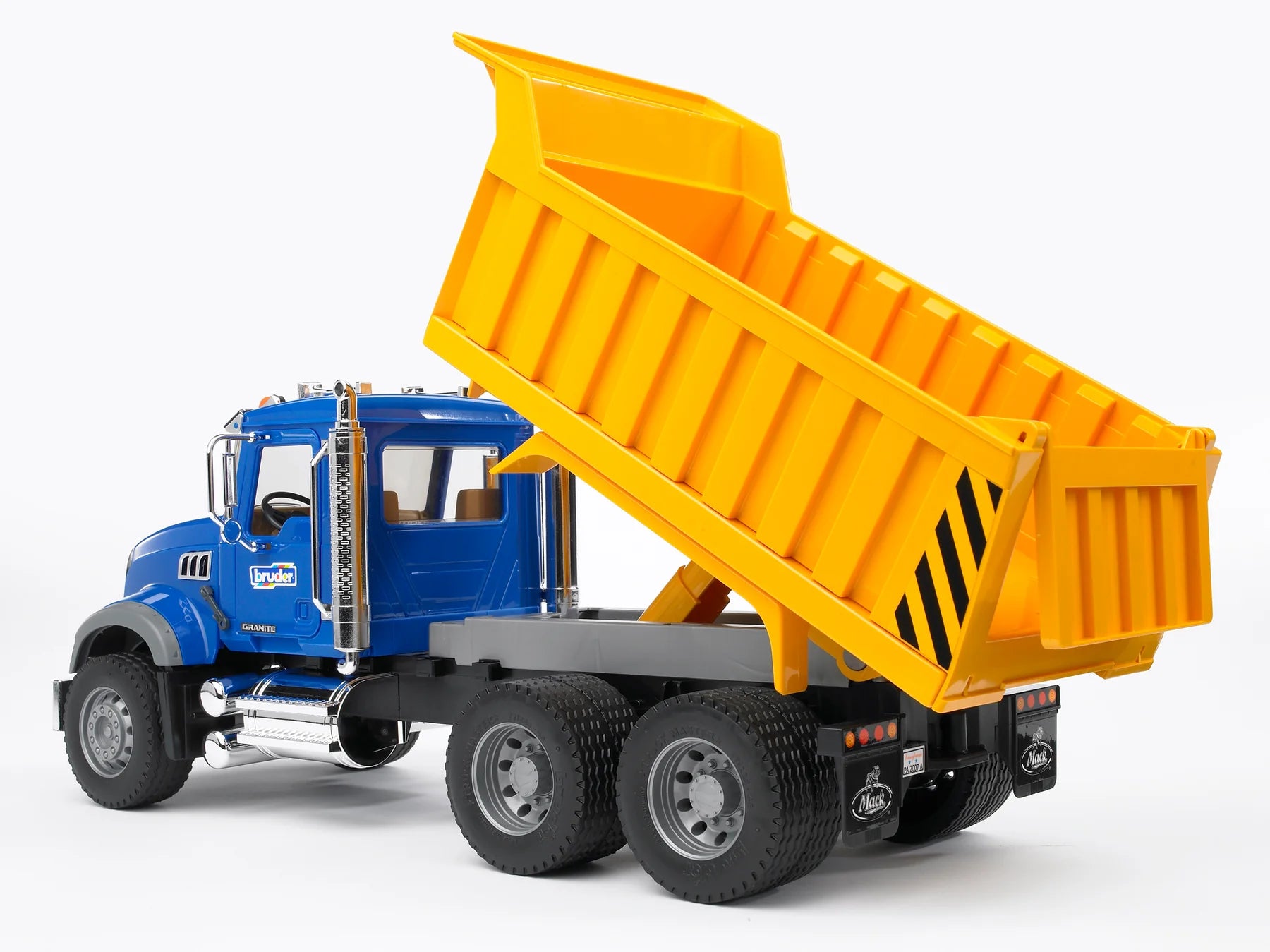 Bruder 02815 MACK Granite Kuorma-auto 1:16