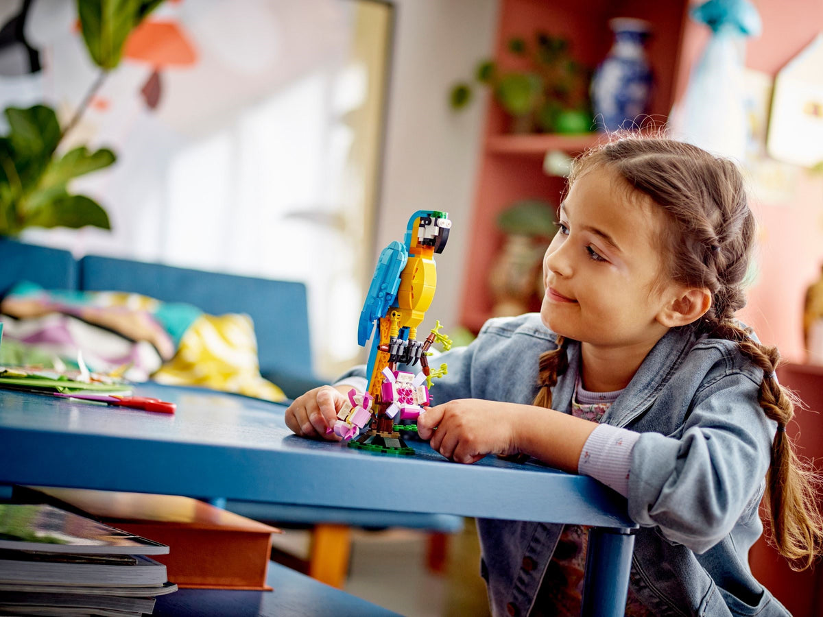 LEGO Creator 31136 Eksoottinen Papukaija